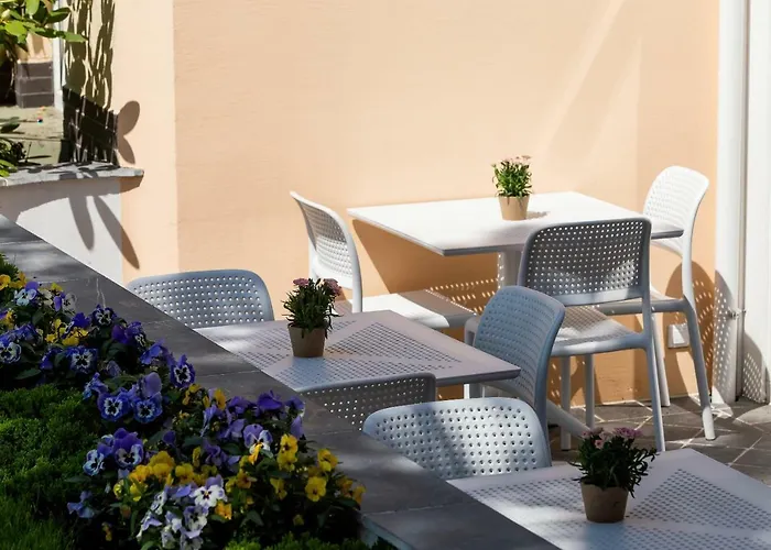 Villa Sedina Bed & Breakfast Rewal